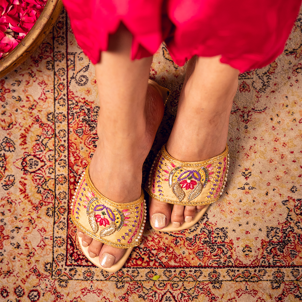 PADMINI HEELS  (A blooming lotus woven in threads of grace and timeless charm)