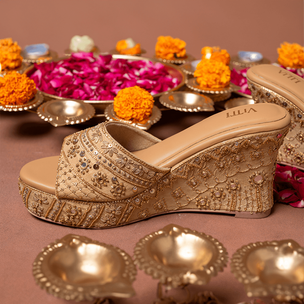 Goldyn Wedges