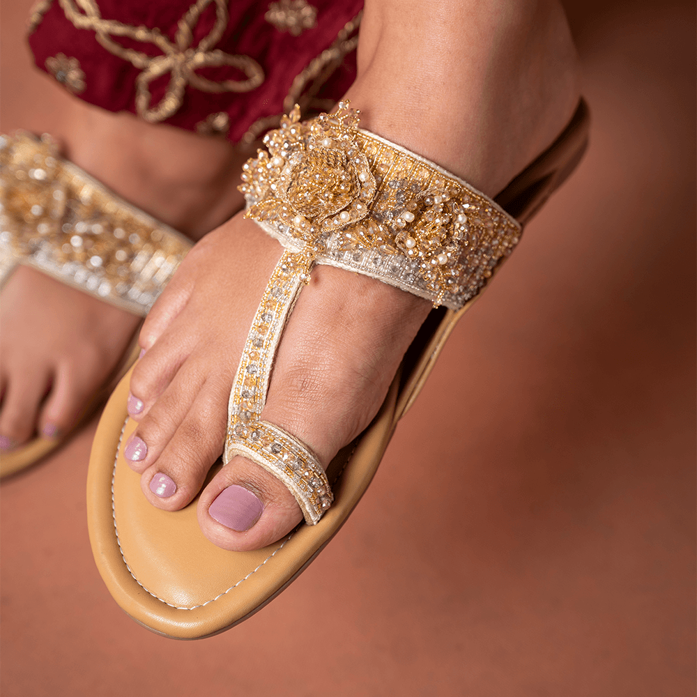 Gold kolhapuri