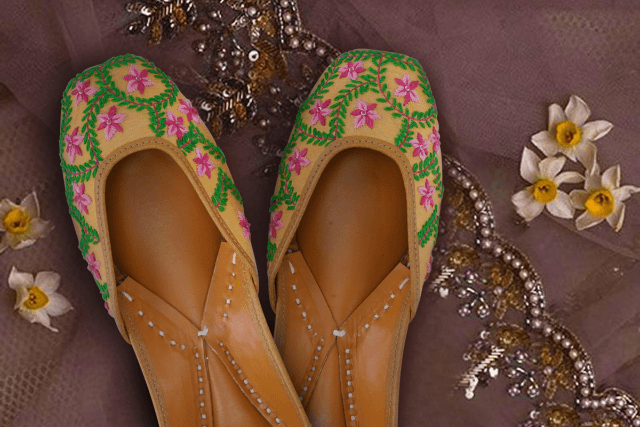 The versatility of juttis: discussing how juttis can be worn with a variety of outfits, from traditional Indian attire to western wear.