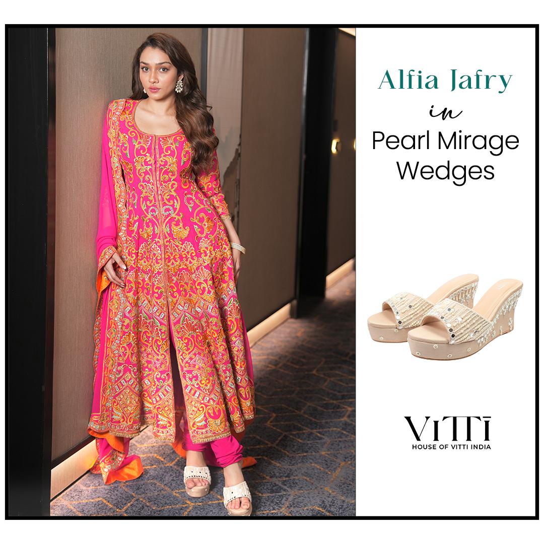 Pearl Mirage Wedges